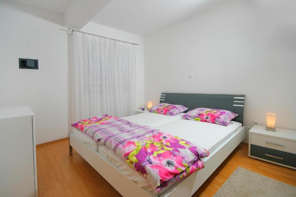 Apartmani Mane Trogir Exterior photo