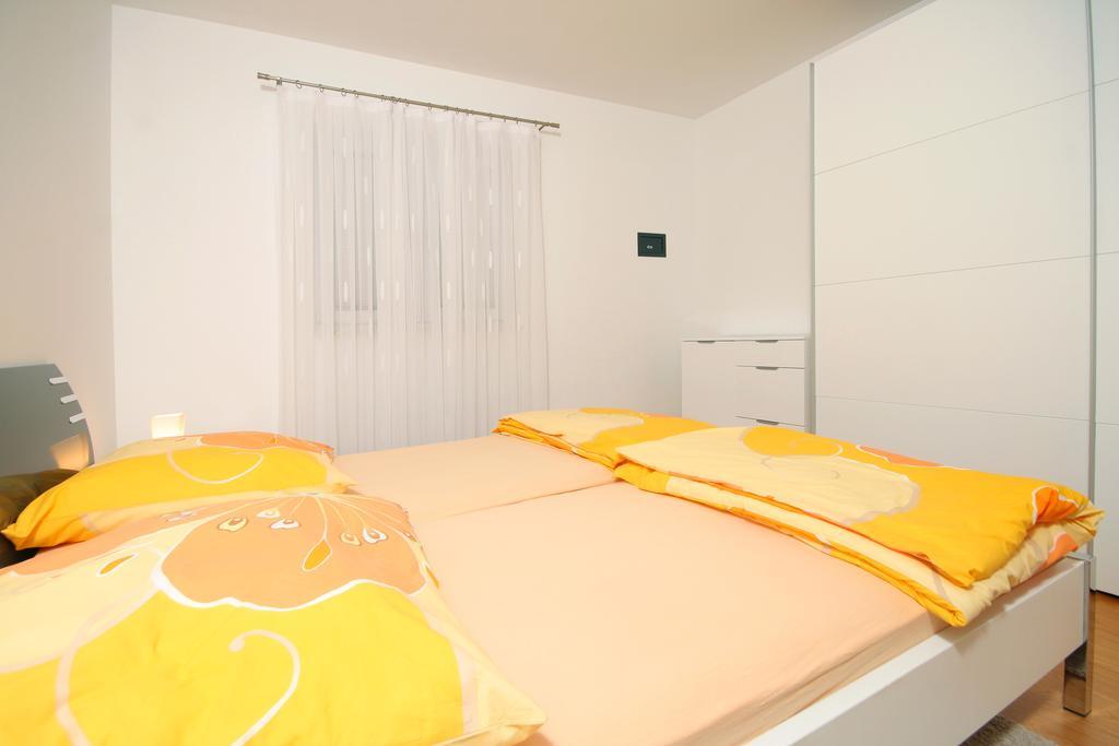 Apartmani Mane Trogir Exterior photo