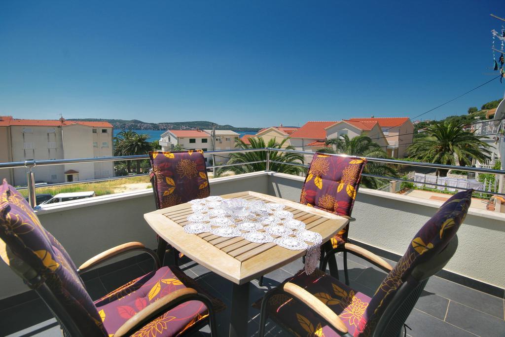 Apartmani Mane Trogir Exterior photo